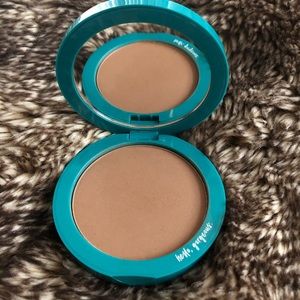 Thrive Causemetics Sun Chaser Bronzer-Rhea
